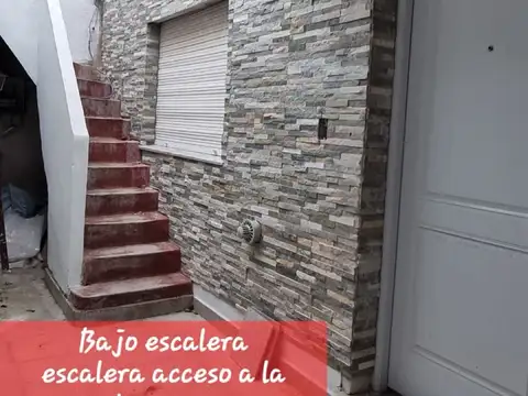 CASA CON LOCAL Y GARAGE AL FRENTE - IRIGOYEN 4091