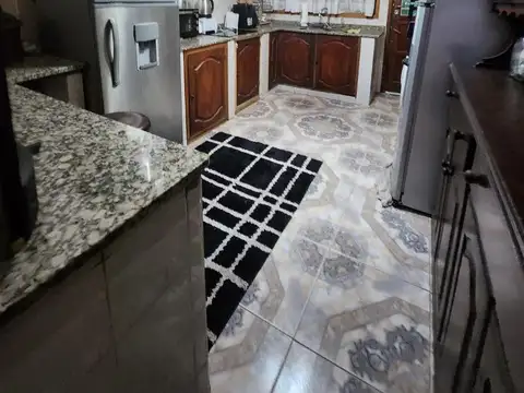 Casa en Alquiler en Funes, $ 780.000