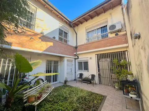 Venta PH 4 Ambientes Coghlan Patio