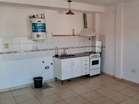 JUAN LARREA 300, Piso 2