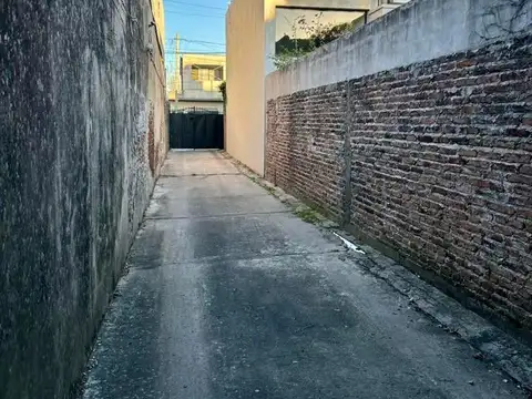 Terreno en Venta 25  mts Fondo