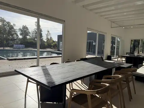 Departamento en Venta en Bosque Pilar, USD 285.000