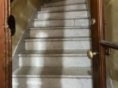 Depto Tipo Casa en Alquiler de 5 dormitorios