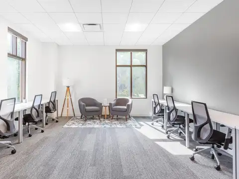 Alquiler de oficina abierta bellamente diseñada para 10 personas en Buenos Aires, Distrito Quartier