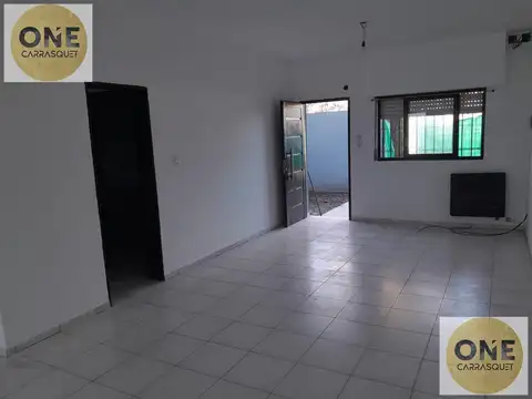 Casa en Alquiler con 1 cochera
