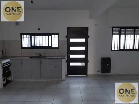 Casa 2 ambientes con 1 baño
