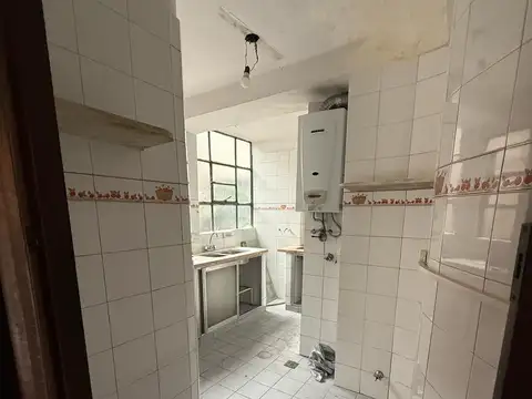 Avenida Forest 700, Piso 2