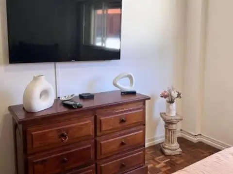 Parque Centenario, Otamendi 600 , 4to piso, 2 amb, 50m2, u$s 670 + luz + gas + internet. 15-12-...