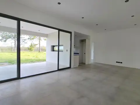 Casa en Venta en Los Alcanfores, USD 230.000