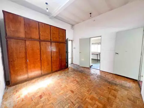 VENTA CASA 4 AMBIENTES MAS MONOAMBIENTE