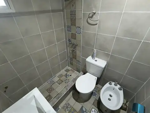 Depto 3 ambientes en alquiler con balcon y terraza