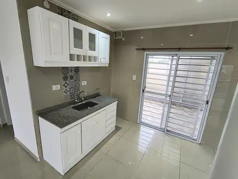 Padre Juan 2600, Piso 2