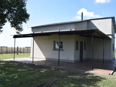 EXCELENTE CAMPO EN ARRECIFES 100