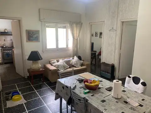 Suarez 100, Piso 1°