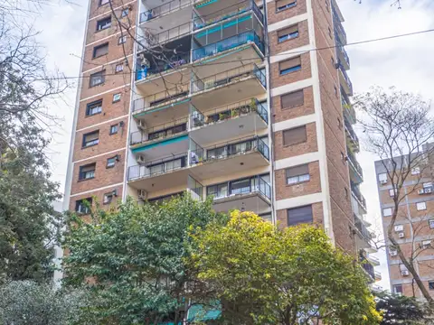 Excelente Monoambiente Al Frente con Balcón Terraza Próximo a Estación