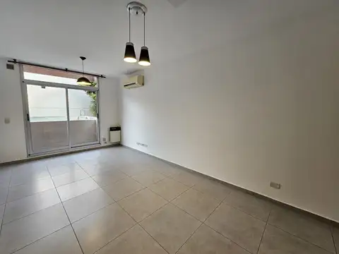 Departamento en Alquiler en Saavedra, $ 900.000