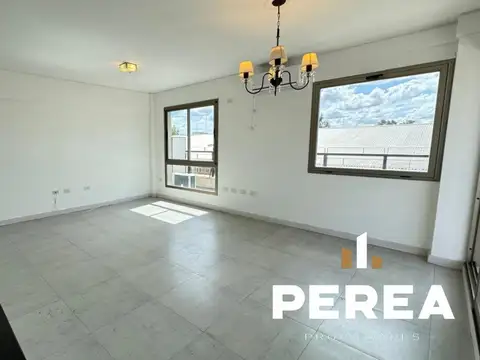 Avenida Italia 600, Piso 1°