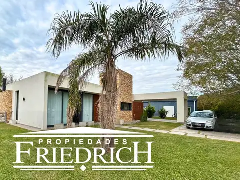 Casa en Venta - CLUB DE CAMPO EL NACIONAL