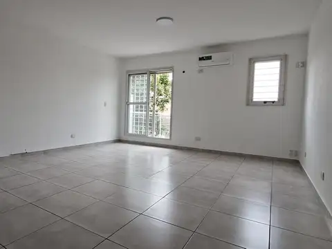 Departamento en Venta en Mataderos, USD 50.000