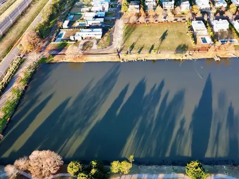 Terreno en Venta de 905,0 m2