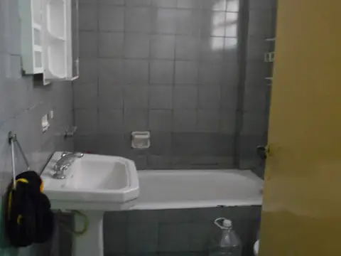 Departamento 4 ambientes con 1 baño
