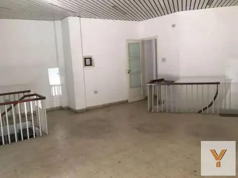 Local comercial en venta - Baño - Cocina - Depósito - 180mts 2- La Plata