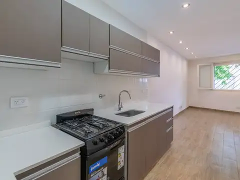 Depto Tipo Casa 2 ambientes con 2 baños