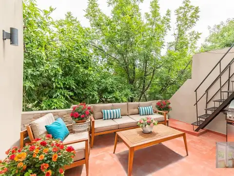 PH DE 2 AMBIENTES · FRENTE · TERRAZA Y PATIO PROPIO · GURRUCHAGA AL 1400