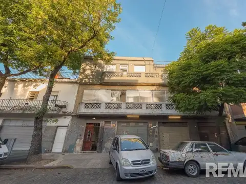 VENTA CASA A REFACCIONAR + LOCALES VILLA CRESPO