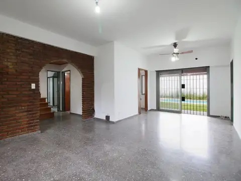 Casa en Venta con 1 cochera