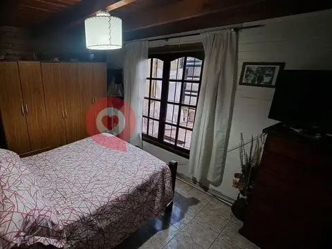 Depto Tipo Casa 7 ambientes con 2 baños