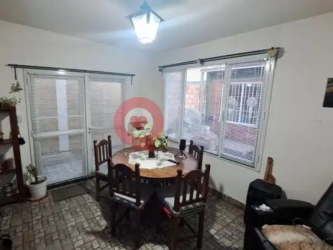 Depto Tipo Casa en Venta de 5 dormitorios