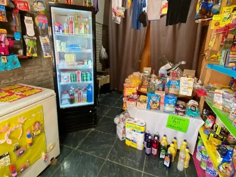 Casa 4 ambientes con 1 baño