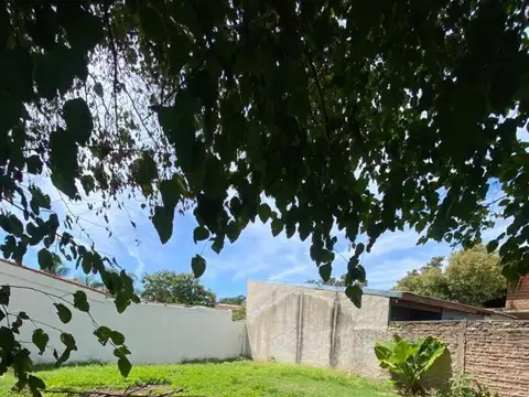CASA EN VENTA de 4 ambientes en PRESIDENTE DERQUI