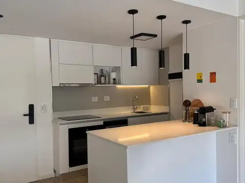 Departamento en Alquiler con 1 cocheras