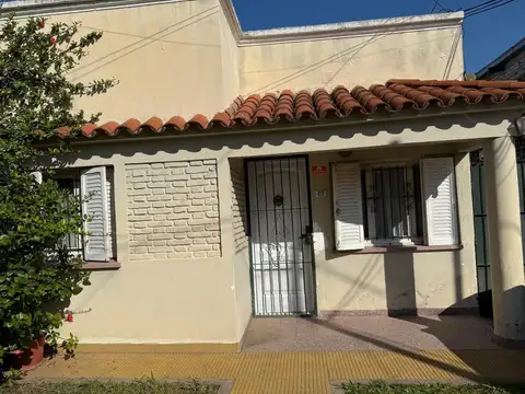 PROPIEDAD EN VENTA - A METROS DE RUTA 25