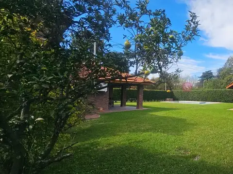 Casa 6 ambientes con 3 baños