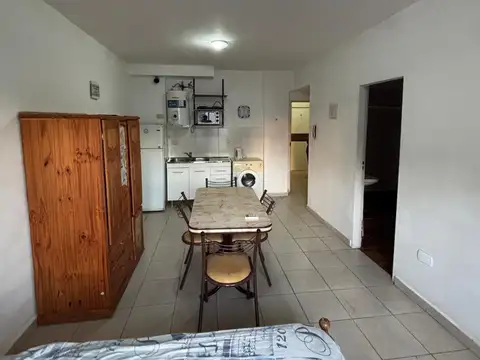 Departamento en Alquiler en Morón, $ 400.000