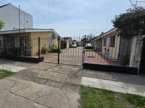 Depto Tipo Casa en Venta de 3 ambientes