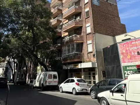 ALQUILER MONOAMBIENTE 9 DE JULIO 2151 PISO 2 BALCON FRENTE