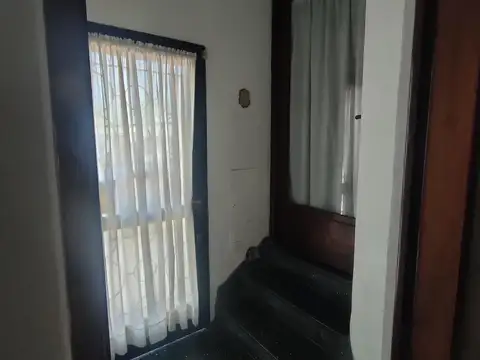 Depto Tipo Casa en Venta en Pompeya, USD 93.000