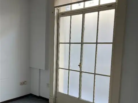 Oficina en Alquiler 80 años