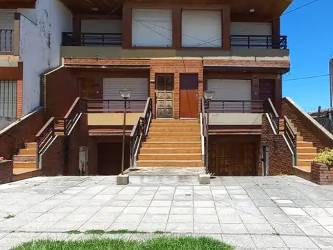 DEPARTAMENTO DE 3 AMBIENTES CON COCHERA EN BARRIO FARO PUNTA MOGOTES !