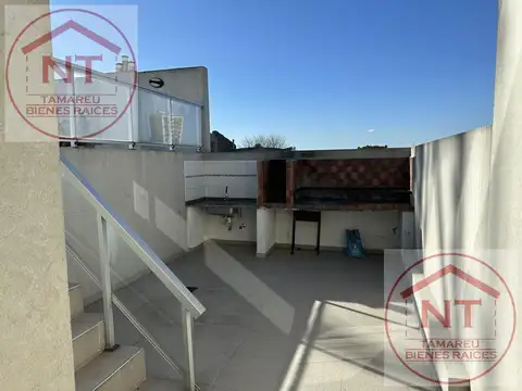 Departamento en Alquiler en Monte Castro, $ 750.000