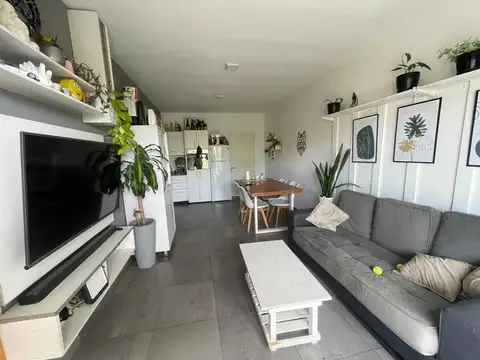Departamento en Alquiler con 1 cocheras