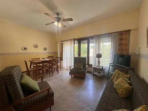 Depto Tipo Casa en Venta de 3 ambientes