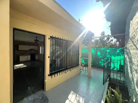 Depto Tipo Casa en Venta de 4 ambientes