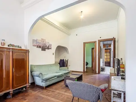 Depto Tipo Casa en Venta con 1 cocheras