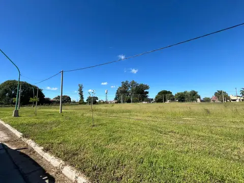 Terreno en Venta en Angel Gallardo, USD 31.000