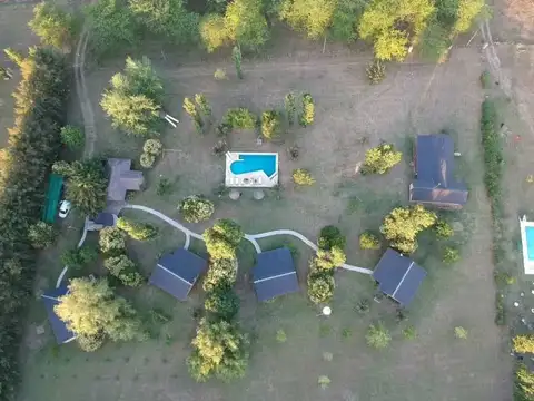 Complejo De Cabañas En Tomas Hofre